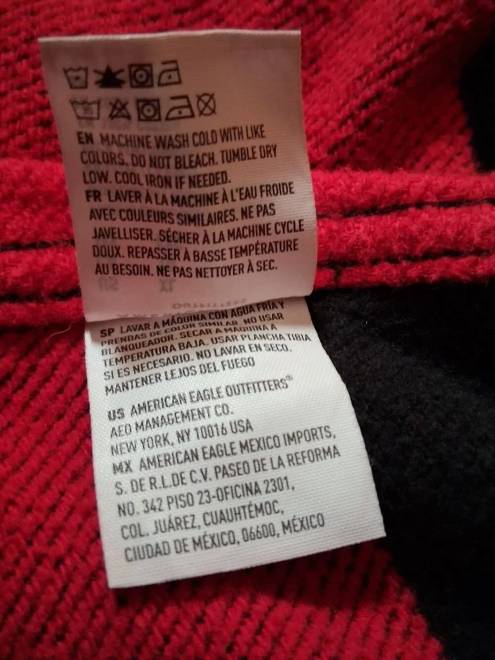 American Eagle Flannel Shirt Men XL Red Black Buffalo Plaid Heavyweight Classic - Picture 11 of 16